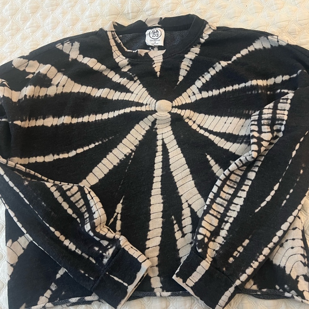 Sage Black & Cream Spiral Tie-Dye Crewneck Sweatshirt